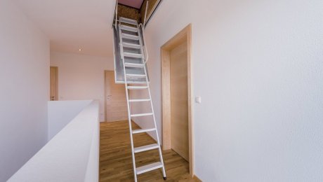 Keď podkrovné schody ponúkajú viac než len prístup na povalu: Wippro prichádza s premyslenými riešeniami