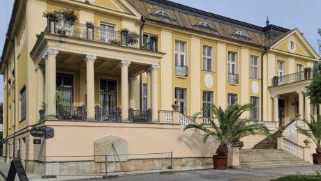 Villa La Rose vo Dvore Královom prechádza rekonštrukciou. Podlahe sa vrátil historický ráz