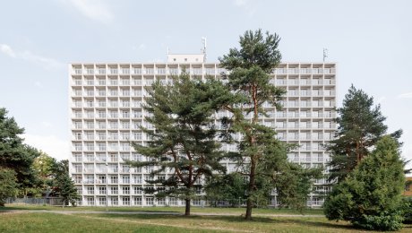Kosmalt. Transformácia socialistickej ubytovne